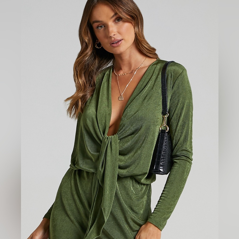 NWT! Showpo Dress